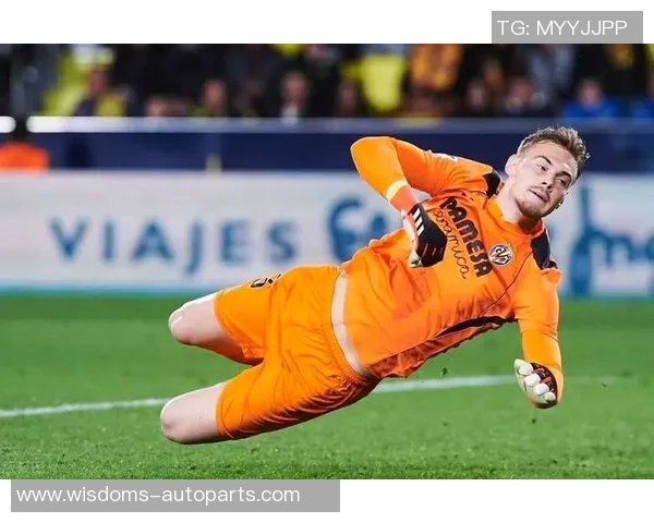 回顾一年前的今天奥马里凯利曼正式加盟切尔西足球俱乐部