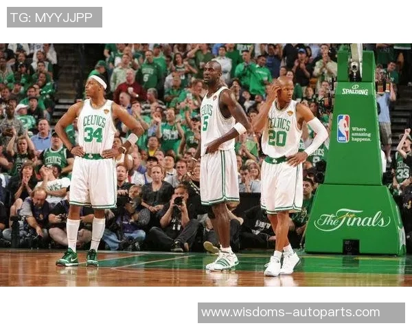 2016年马刺与凯尔特人激战回顾：经典对决与精彩瞬间分析